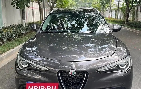 Alfa Romeo Stelvio, 2020 год, 3 590 000 рублей, 2 фотография