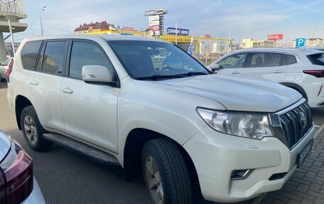 Toyota Land Cruiser Prado 150 рестайлинг 2, 2019 год, 5 150 000 рублей, 3 фотография