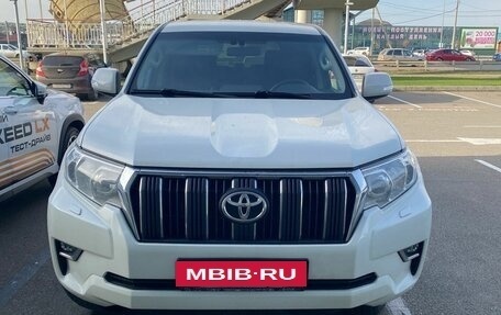 Toyota Land Cruiser Prado 150 рестайлинг 2, 2019 год, 5 150 000 рублей, 2 фотография