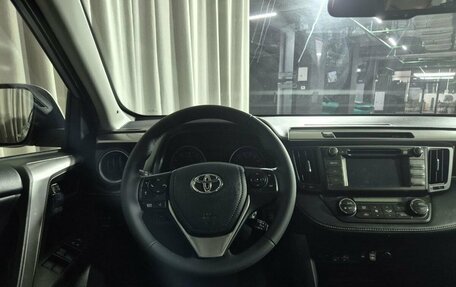 Toyota RAV4, 2016 год, 2 750 000 рублей, 10 фотография