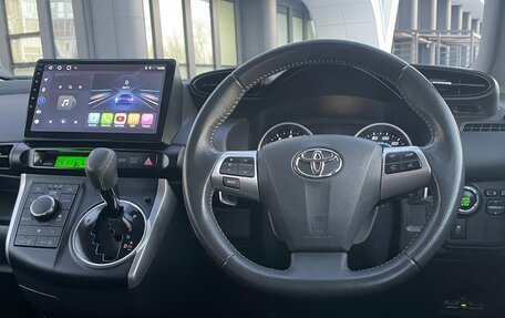 Toyota Wish II, 2011 год, 1 650 000 рублей, 15 фотография