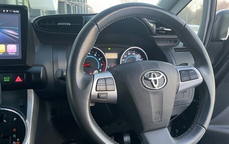 Toyota Wish II, 2011 год, 1 650 000 рублей, 13 фотография