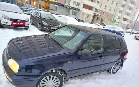 Volkswagen Golf III, 1997 год, 320 000 рублей, 3 фотография