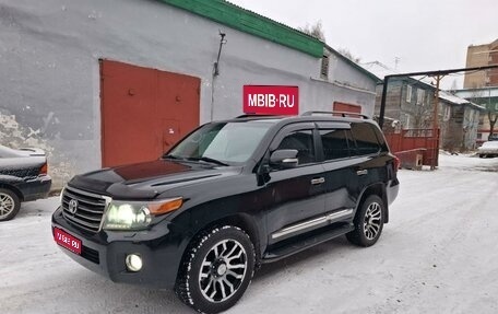 Toyota Land Cruiser 200, 2013 год, 4 250 000 рублей, 1 фотография