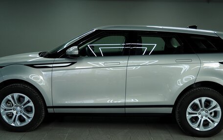 Land Rover Range Rover Evoque II, 2022 год, 5 900 000 рублей, 3 фотография