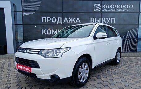 Mitsubishi Outlander III рестайлинг 3, 2013 год, 1 470 000 рублей, 1 фотография