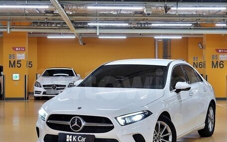 Mercedes-Benz A-Класс, 2020 год, 2 600 000 рублей, 1 фотография