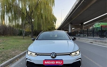 Volkswagen Golf VIII, 2022 год, 2 730 257 рублей, 2 фотография