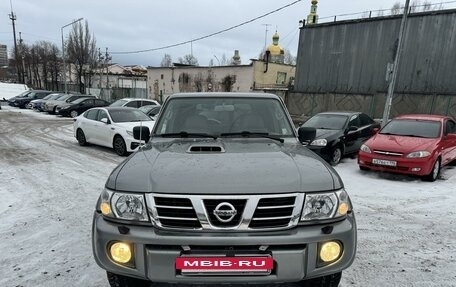 Nissan Patrol, 2004 год, 1 699 000 рублей, 3 фотография