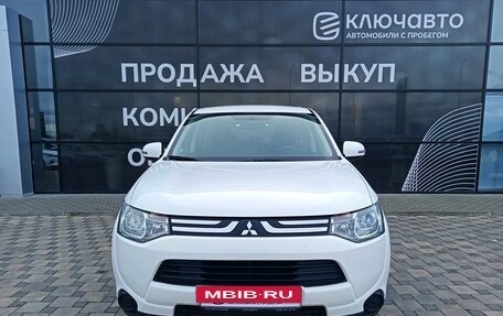 Mitsubishi Outlander III рестайлинг 3, 2013 год, 1 470 000 рублей, 2 фотография