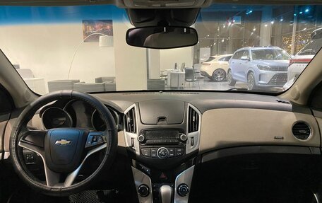 Chevrolet Cruze II, 2013 год, 810 000 рублей, 13 фотография