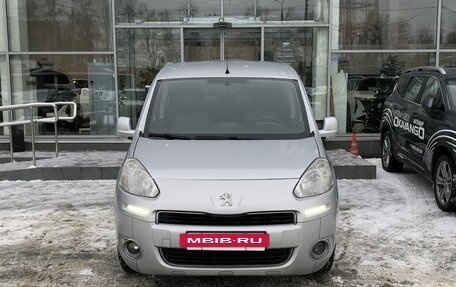 Peugeot Partner II рестайлинг 2, 2013 год, 877 000 рублей, 2 фотография