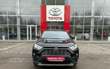 Toyota RAV4, 2021 год, 4 550 000 рублей, 2 фотография