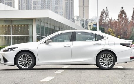 Lexus ES VII, 2024 год, 8 300 000 рублей, 4 фотография