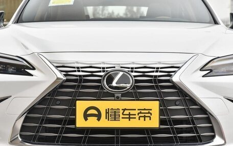 Lexus ES VII, 2024 год, 8 300 000 рублей, 10 фотография