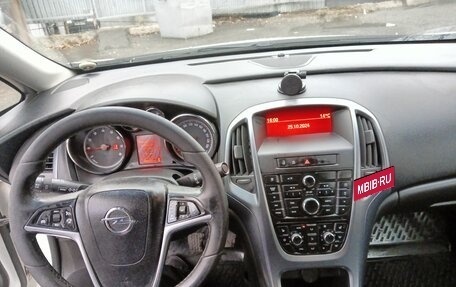 Opel Astra J, 2012 год, 740 000 рублей, 7 фотография