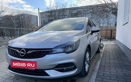 Opel Astra K, 2020 год, 2 050 000 рублей, 13 фотография