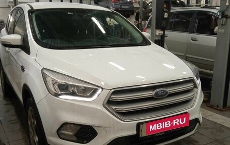 Ford Kuga III, 2017 год, 1 490 000 рублей, 2 фотография