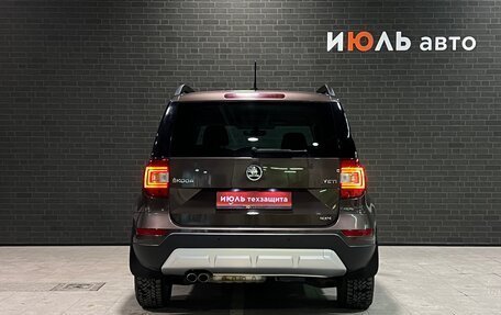 Skoda Yeti I рестайлинг, 2017 год, 1 700 000 рублей, 6 фотография