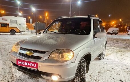 Chevrolet Niva I рестайлинг, 2010 год, 645 000 рублей, 7 фотография