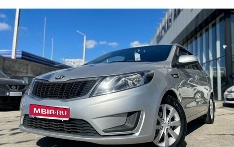 KIA Rio III рестайлинг, 2013 год, 818 000 рублей, 1 фотография