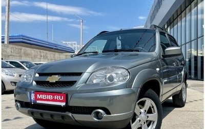 Chevrolet Niva I рестайлинг, 2013 год, 697 000 рублей, 1 фотография