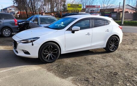 Mazda Axela, 2017 год, 1 750 000 рублей, 4 фотография