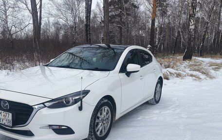 Mazda Axela, 2017 год, 1 750 000 рублей, 11 фотография