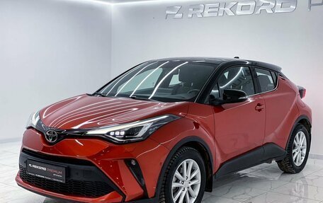 Toyota C-HR I рестайлинг, 2019 год, 3 100 000 рублей, 3 фотография