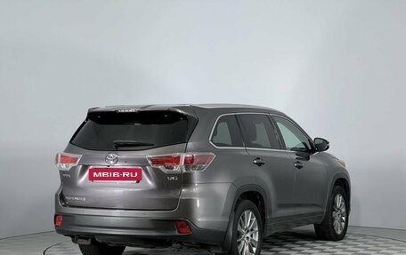 Toyota Highlander III, 2014 год, 3 349 000 рублей, 5 фотография