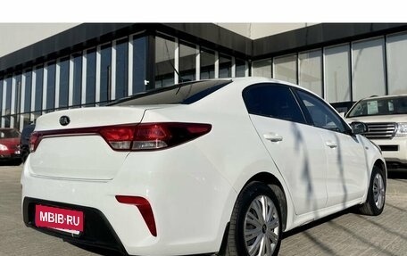 KIA Rio IV, 2018 год, 935 000 рублей, 5 фотография