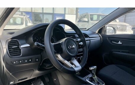 KIA Rio IV, 2018 год, 935 000 рублей, 9 фотография