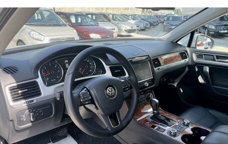 Volkswagen Touareg III, 2010 год, 2 257 000 рублей, 12 фотография