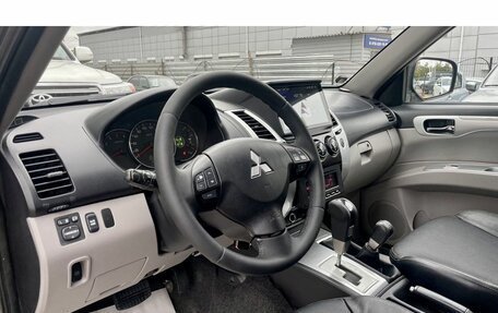 Mitsubishi Pajero Sport II рестайлинг, 2010 год, 1 617 000 рублей, 10 фотография