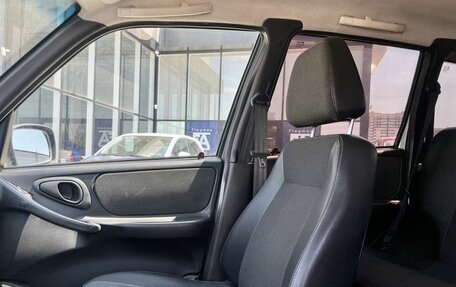 Chevrolet Niva I рестайлинг, 2013 год, 697 000 рублей, 11 фотография