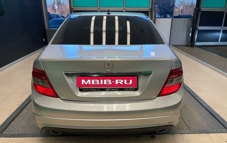 Mercedes-Benz C-Класс, 2008 год, 1 000 000 рублей, 5 фотография