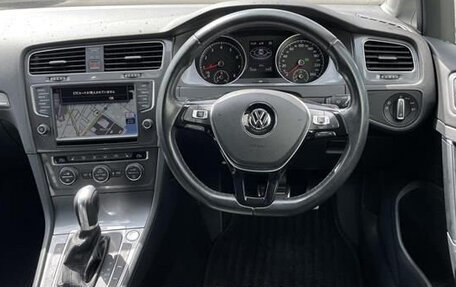 Volkswagen Golf VII, 2015 год, 1 400 000 рублей, 12 фотография