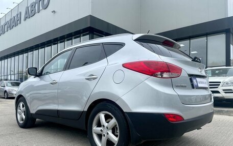 Hyundai ix35 I рестайлинг, 2010 год, 1 100 000 рублей, 3 фотография