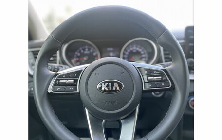 KIA cee'd III, 2021 год, 2 000 000 рублей, 12 фотография