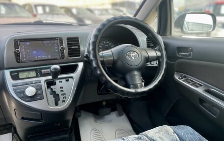 Toyota Wish II, 2004 год, 890 000 рублей, 18 фотография