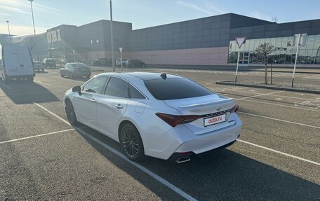 Toyota Avalon, 2022 год, 4 600 000 рублей, 3 фотография