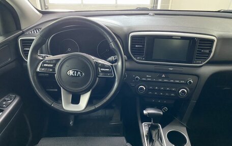 KIA Sportage IV рестайлинг, 2019 год, 2 599 999 рублей, 15 фотография