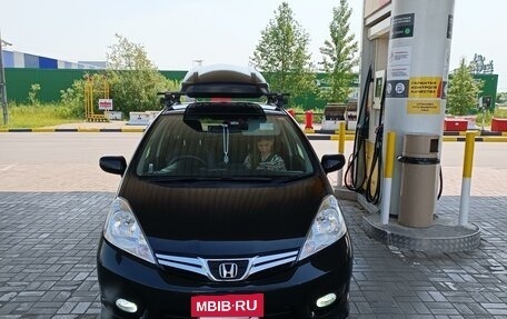 Honda Fit Shuttle I рестайлинг, 2013 год, 1 495 000 рублей, 19 фотография