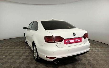 Volkswagen Jetta VI, 2012 год, 999 000 рублей, 6 фотография