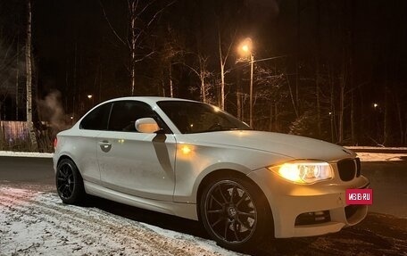 BMW 1 серия, 2011 год, 2 600 000 рублей, 6 фотография