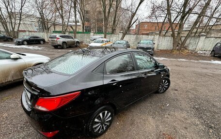 Hyundai Solaris II рестайлинг, 2015 год, 960 000 рублей, 9 фотография