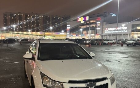 Chevrolet Cruze II, 2011 год, 830 000 рублей, 1 фотография