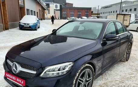 Mercedes-Benz C-Класс, 2018 год, 2 700 000 рублей, 10 фотография