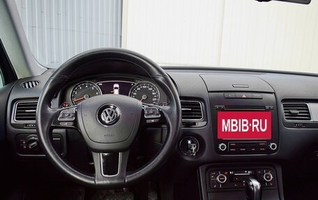 Volkswagen Touareg III, 2011 год, 2 090 000 рублей, 12 фотография