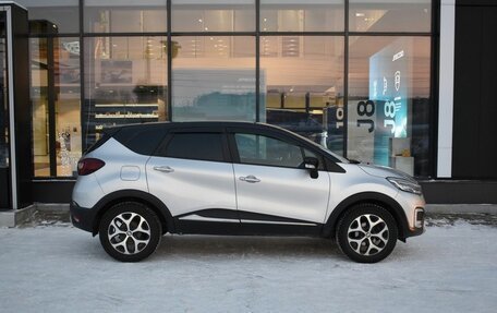 Renault Kaptur I рестайлинг, 2019 год, 1 874 000 рублей, 4 фотография